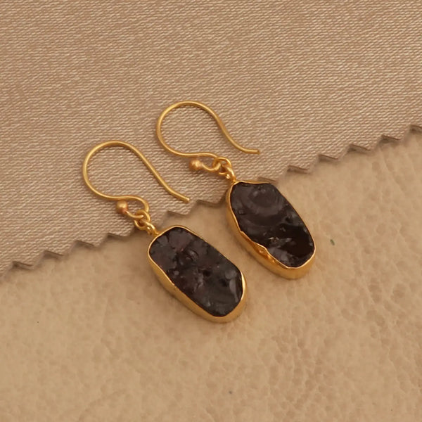El Joyero Handmade Raw Garnet Slice Gemstone Dangle Earrings