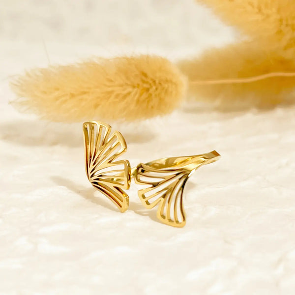 Eclat Paris Gold Statement Ginkgo Adjustable Ring