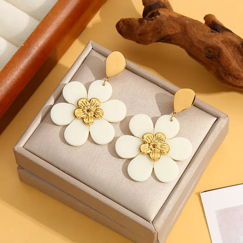 Eclat Paris Cream Statement Flower Stud Earrings