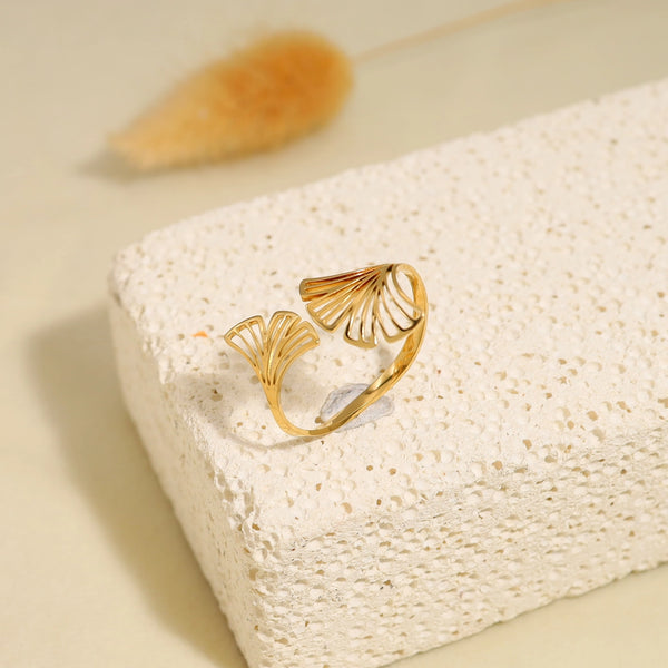 Eclat Paris Gold Statement Ginkgo Adjustable Ring