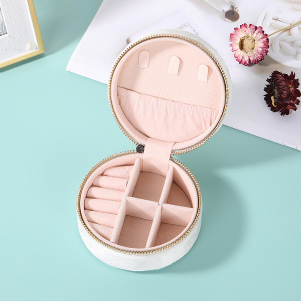 last-true-angel-ivory-velvet-travel-jewellery-case
