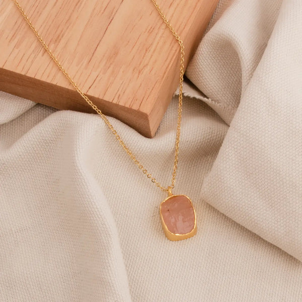 El Joyero Raw Rose Quartz Gemstone Necklace