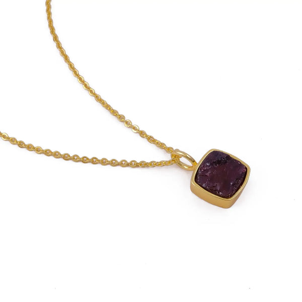 El Joyero Raw Garnet Gemstone Necklace